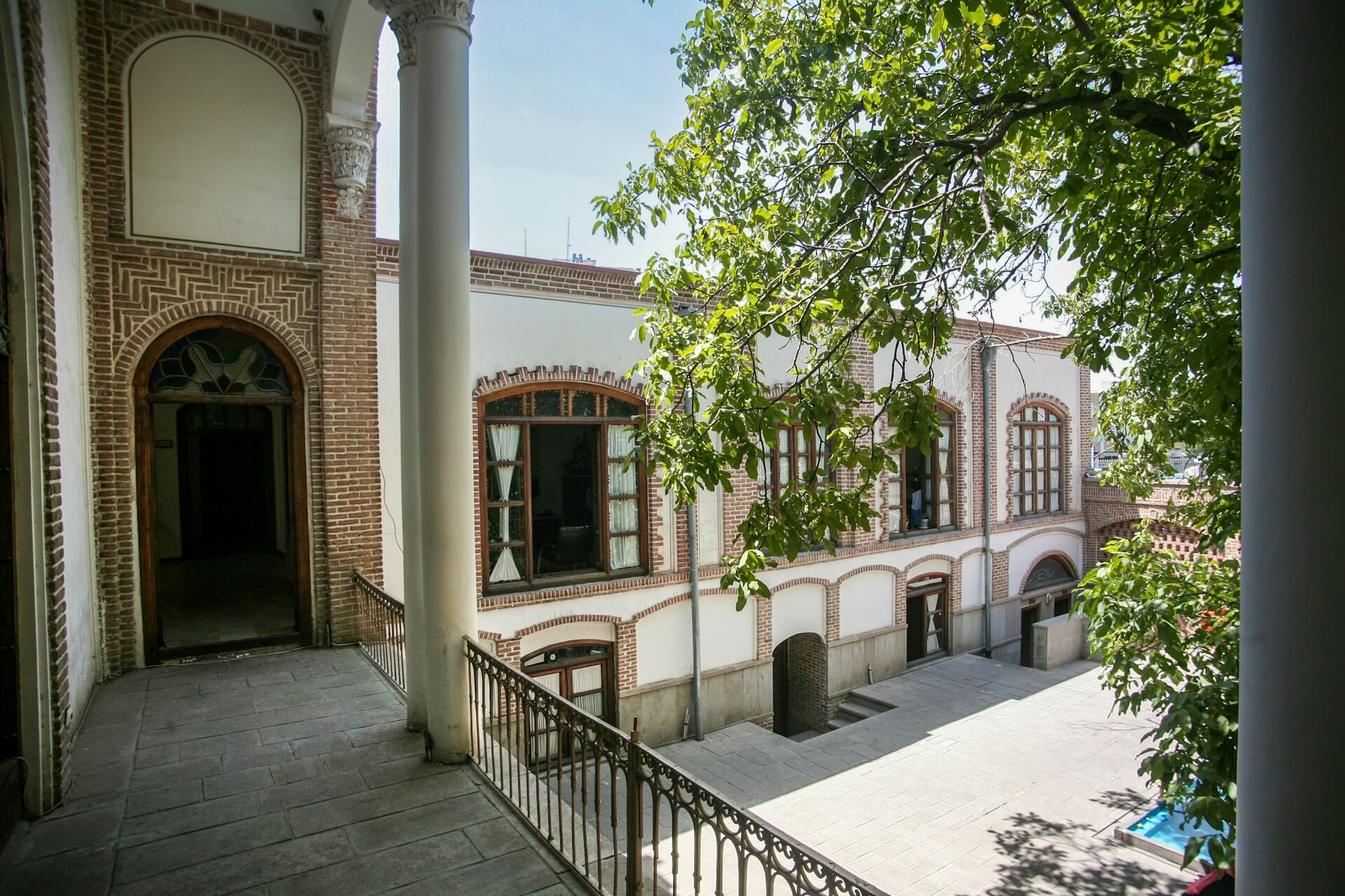 courtyard paving ideas for urban newcastle homes