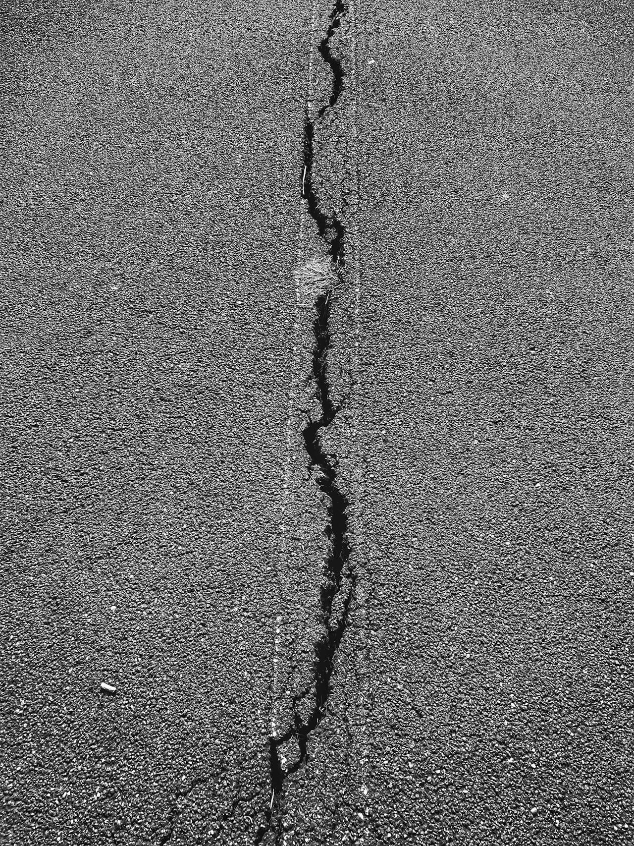 driveway crack repair in newcastle